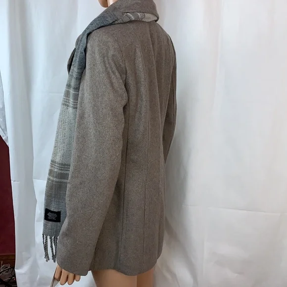 London Fog Women’s Double Breasted Peacoat with Scarf - Picture 4 of 7